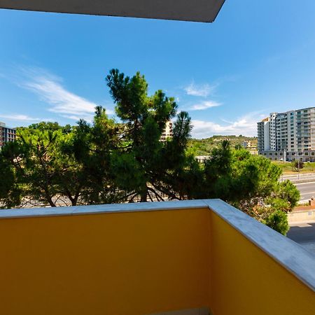 Kryemëdhej Ponari S Hotel חדר תמונה