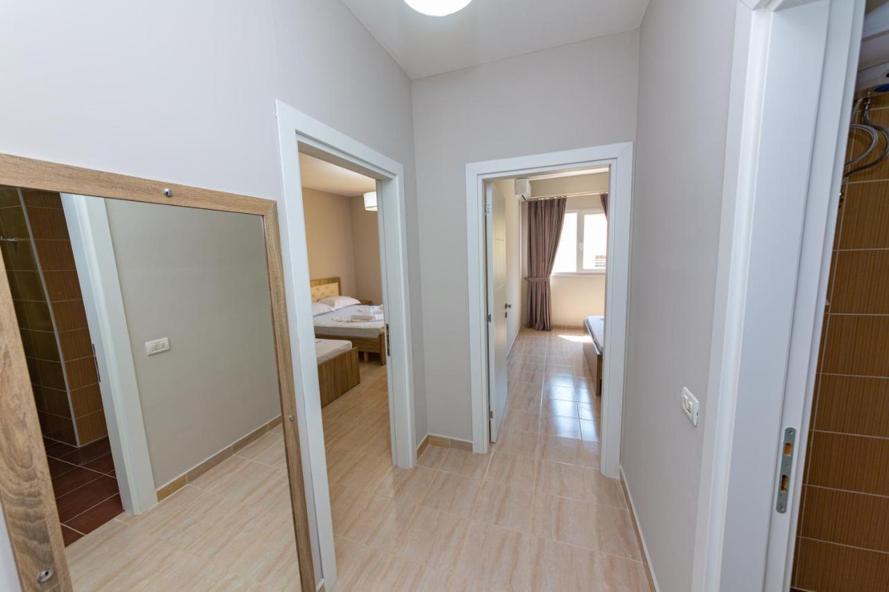 Kryemëdhej Ponari S Hotel מראה חיצוני תמונה