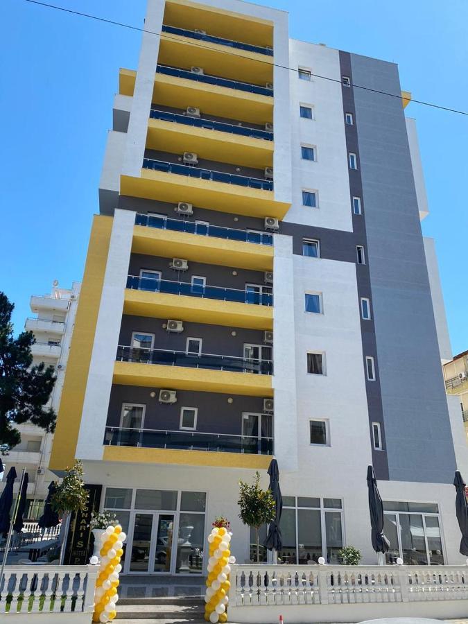 Kryemëdhej Ponari S Hotel מראה חיצוני תמונה