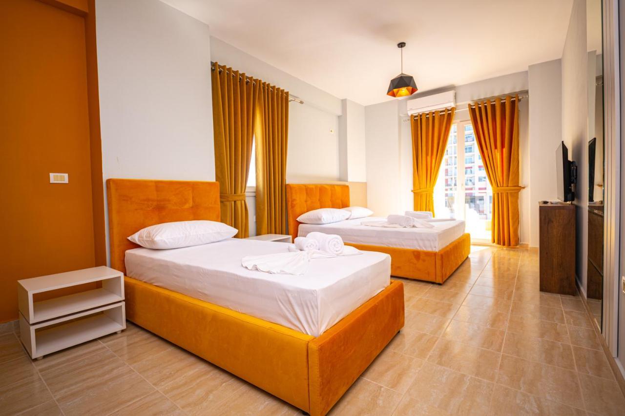 Kryemëdhej Ponari S Hotel מראה חיצוני תמונה