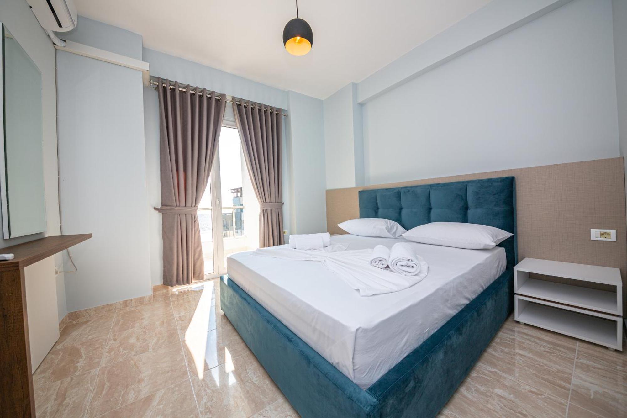 Kryemëdhej Ponari S Hotel חדר תמונה
