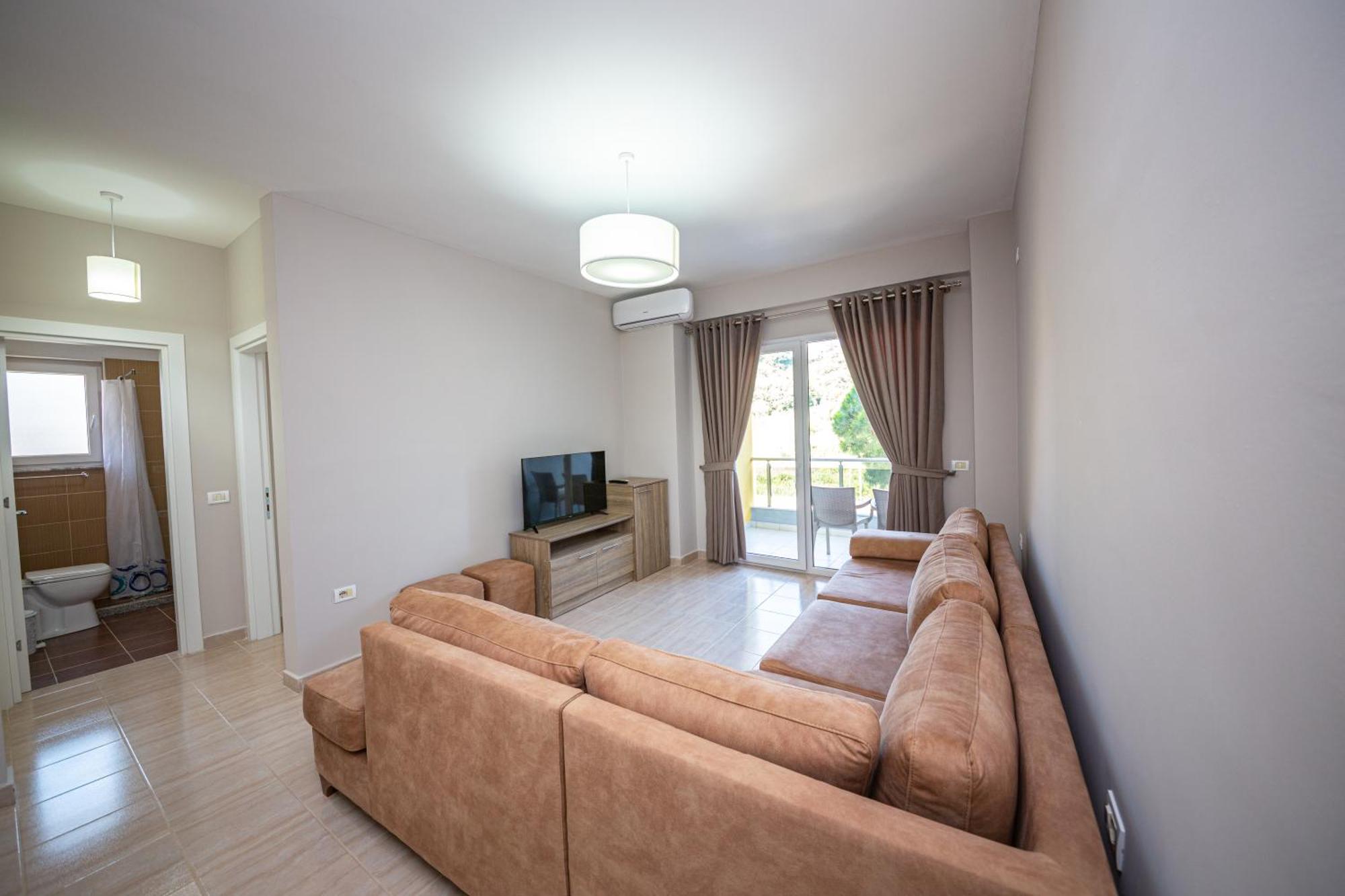 Kryemëdhej Ponari S Hotel חדר תמונה
