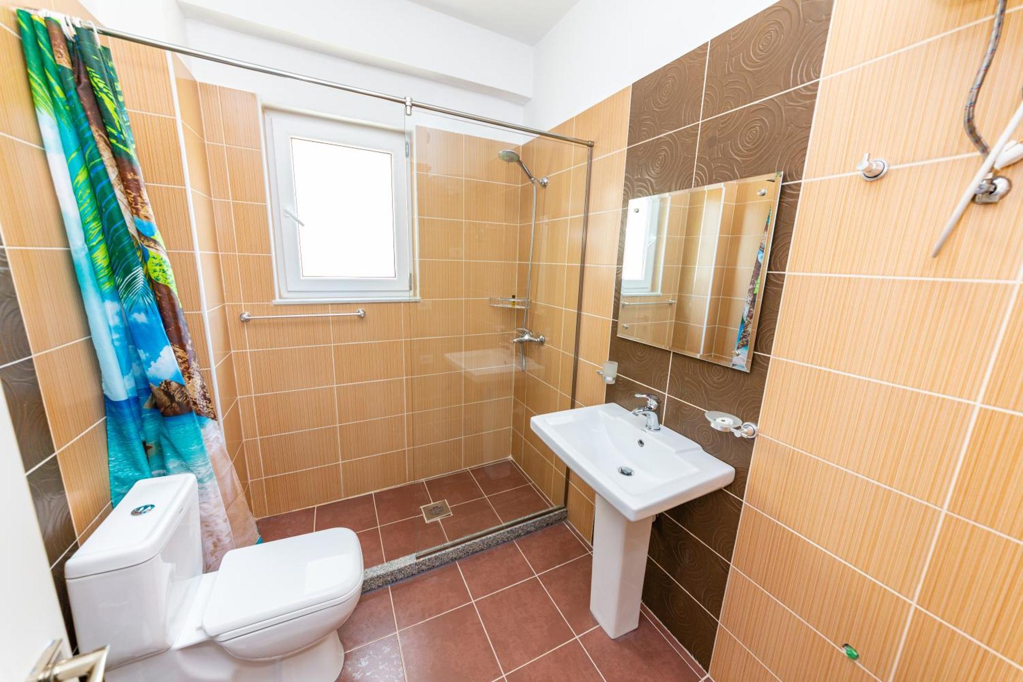 Kryemëdhej Ponari S Hotel חדר תמונה